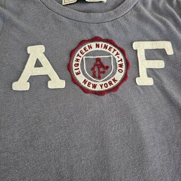 Abercrombie and Fitch Juniors Tshirt XS - Picture 2 of 5